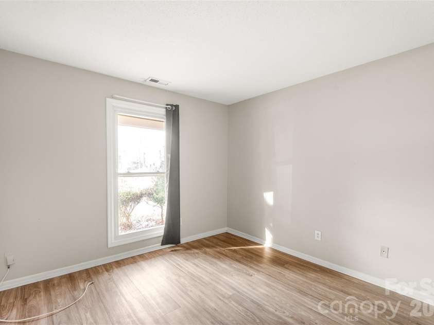 6230 Dwightware Boulevard, Charlotte, NC 28227.  MLS# CAR4342884, YatesRealty ID 3489. 