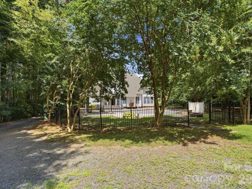 1341 Leland Court, York, SC 29745.  MLS# CAR4398061, YatesRealty ID 34891. 