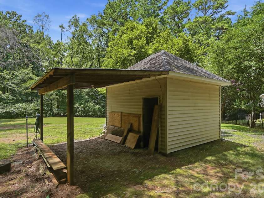 1341 Leland Court, York, SC 29745.  MLS# CAR4398061, YatesRealty ID 34891. 