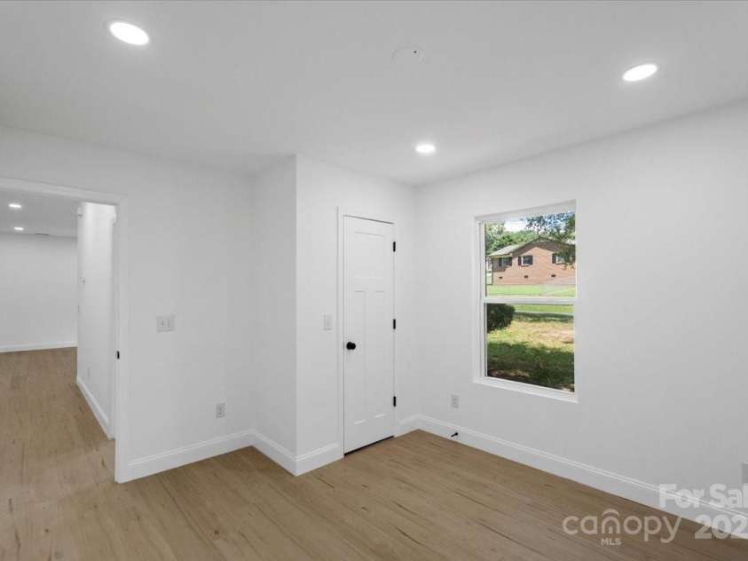 3156 Long Shoals Road, Lincolnton, NC 28092.  MLS# CAR4296360, YatesRealty ID 34892. 