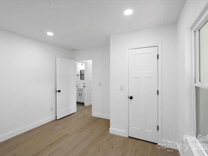 3156 Long Shoals Road, Lincolnton, NC 28092.  MLS# CAR4296360, YatesRealty ID 34892. 