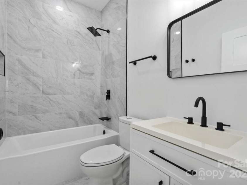 3156 Long Shoals Road, Lincolnton, NC 28092.  MLS# CAR4296360, YatesRealty ID 34892. 