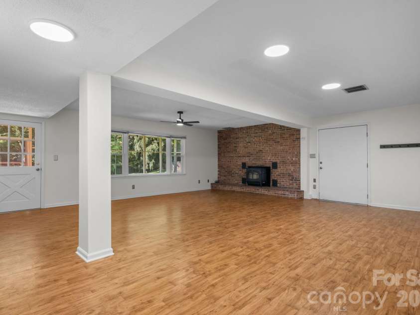 3252 Hollyhill Circle, Valdese, NC 28690.  MLS# CAR4396963, YatesRealty ID 34892. 