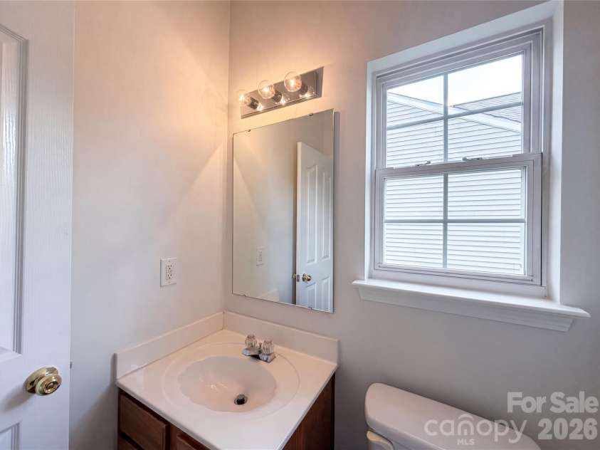 107 Elrosa Road, Mooresville, NC 28115.  MLS# CAR4399332, YatesRealty ID 34894. 