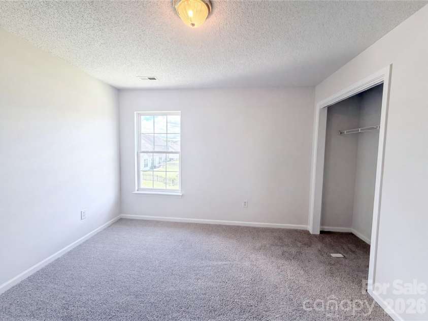 107 Elrosa Road, Mooresville, NC 28115.  MLS# CAR4399332, YatesRealty ID 34894. 