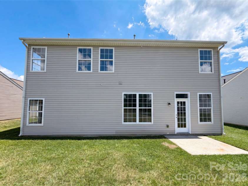 107 Elrosa Road, Mooresville, NC 28115.  MLS# CAR4399332, YatesRealty ID 34894. 