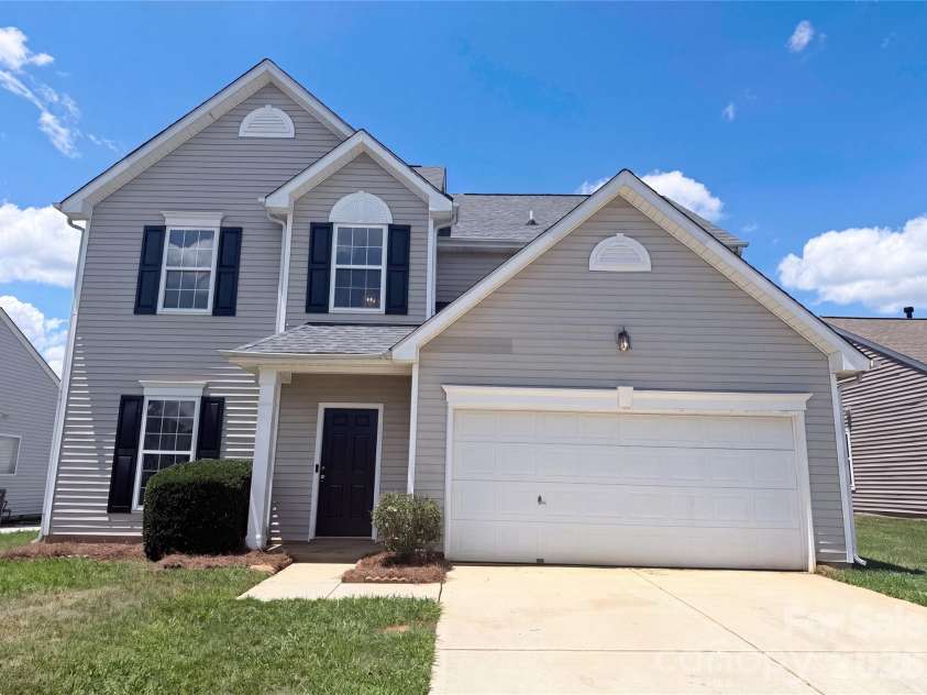 107 Elrosa Road, Mooresville, NC 28115.  MLS# CAR4399332, YatesRealty ID 34894. 