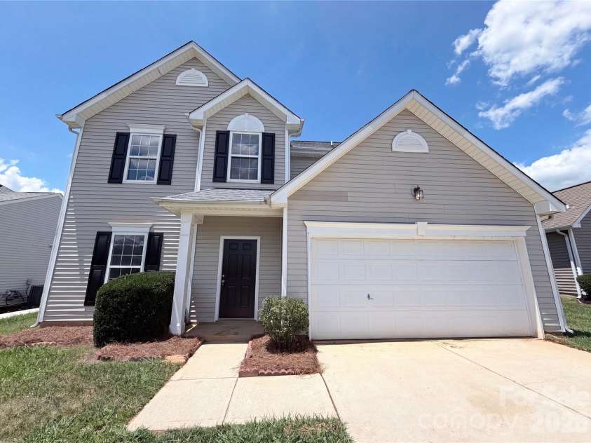 107 Elrosa Road, Mooresville, NC 28115.  MLS# CAR4399332, YatesRealty ID 34894. 