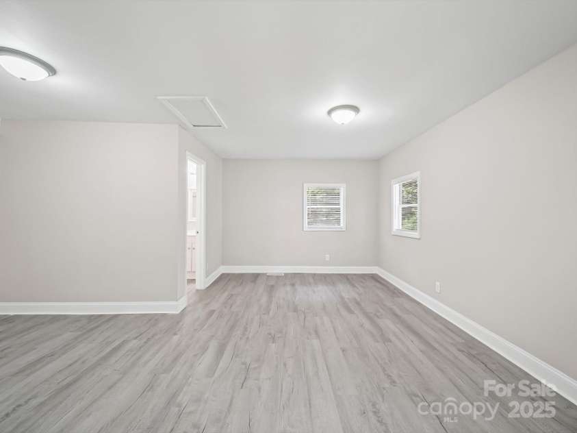 4310 Toluca Place, Charlotte, NC 28208.  MLS# CAR4296754, YatesRealty ID 34896. Primary Bedroom