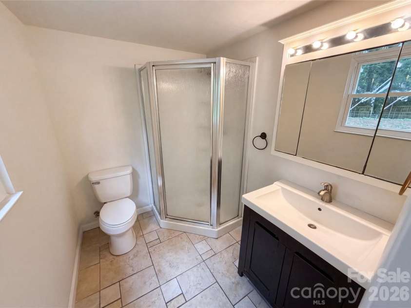 7827 Mallen Drive, Charlotte, NC 28212.  MLS# CAR4399471, YatesRealty ID 34896. 