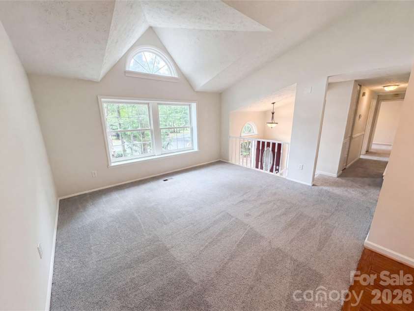 7827 Mallen Drive, Charlotte, NC 28212.  MLS# CAR4399471, YatesRealty ID 34896. 