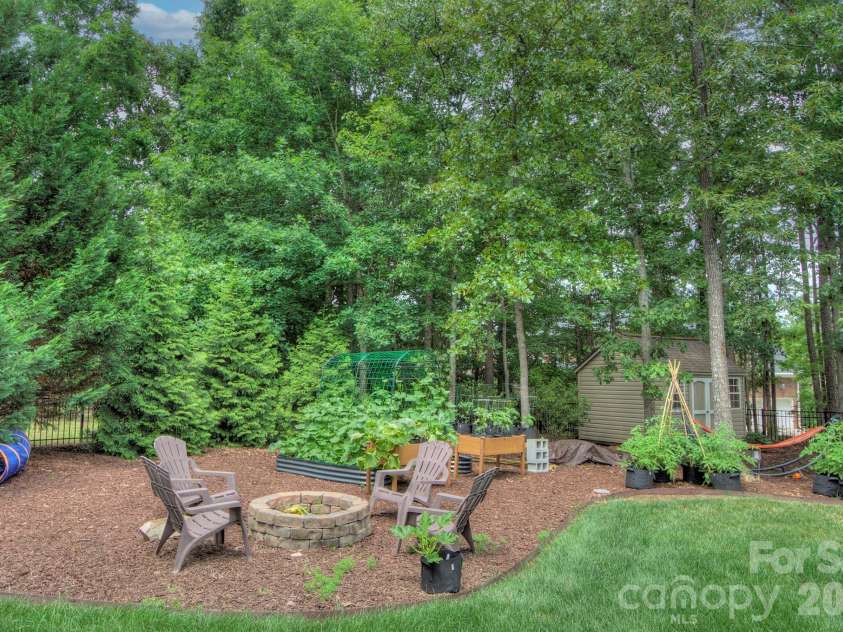 3011 Crismark Drive, Indian Trail, NC 28079.  MLS# CAR4400449, YatesRealty ID 34899. 