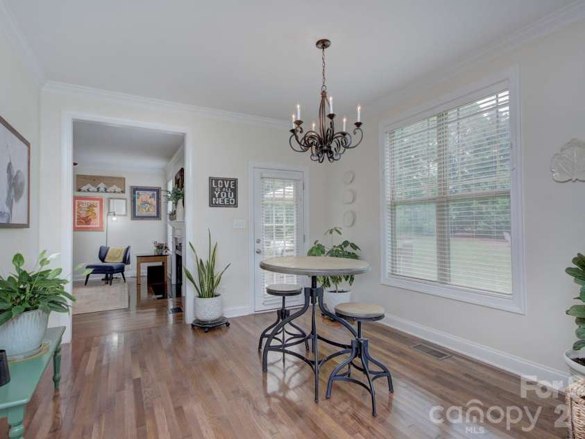 3011 Crismark Drive, Indian Trail, NC 28079.  MLS# CAR4400449, YatesRealty ID 34899. Breakfast 
