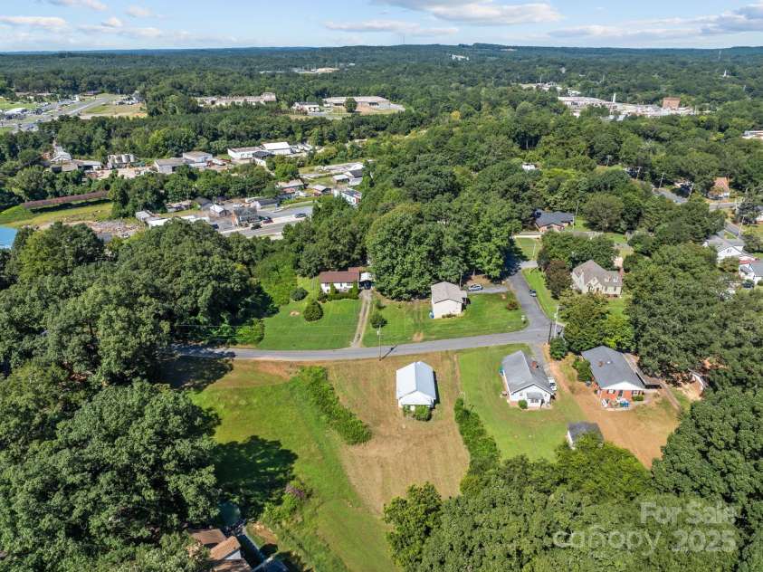 808 4th Street, Albemarle, NC 28001.  MLS# CAR4296794, YatesRealty ID 34899. 