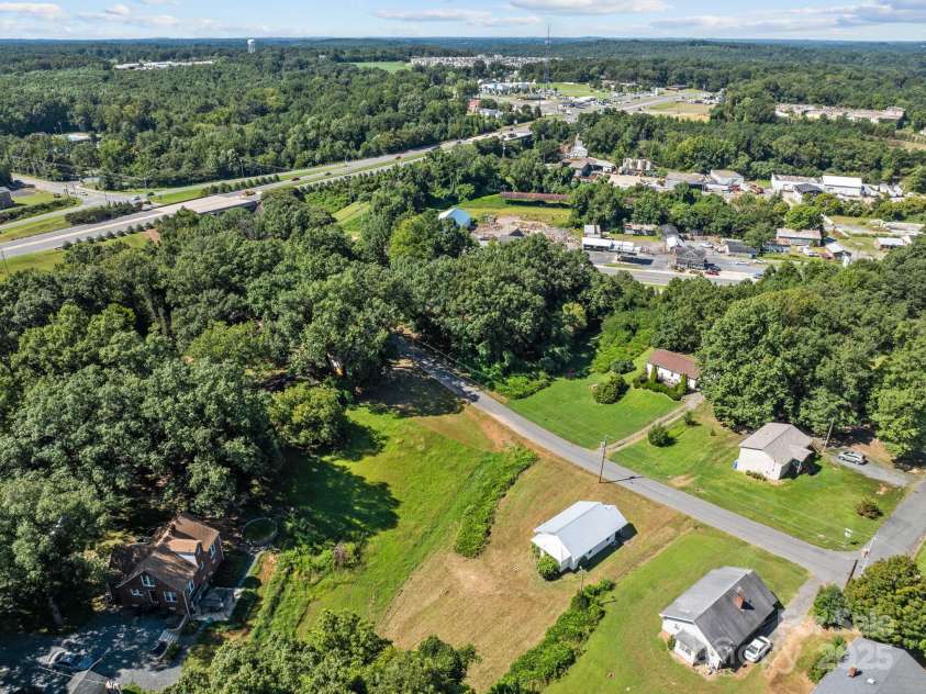 808 4th Street, Albemarle, NC 28001.  MLS# CAR4296794, YatesRealty ID 34899. 