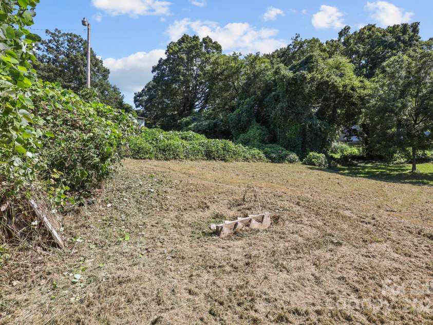 808 4th Street, Albemarle, NC 28001.  MLS# CAR4296794, YatesRealty ID 34899. 