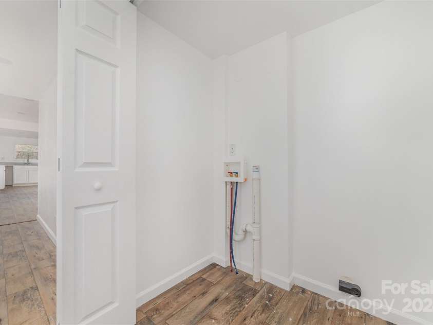 1170 Teaberry Lane, Lenoir, NC 28645.  MLS# CAR4200877, YatesRealty ID 3490. 