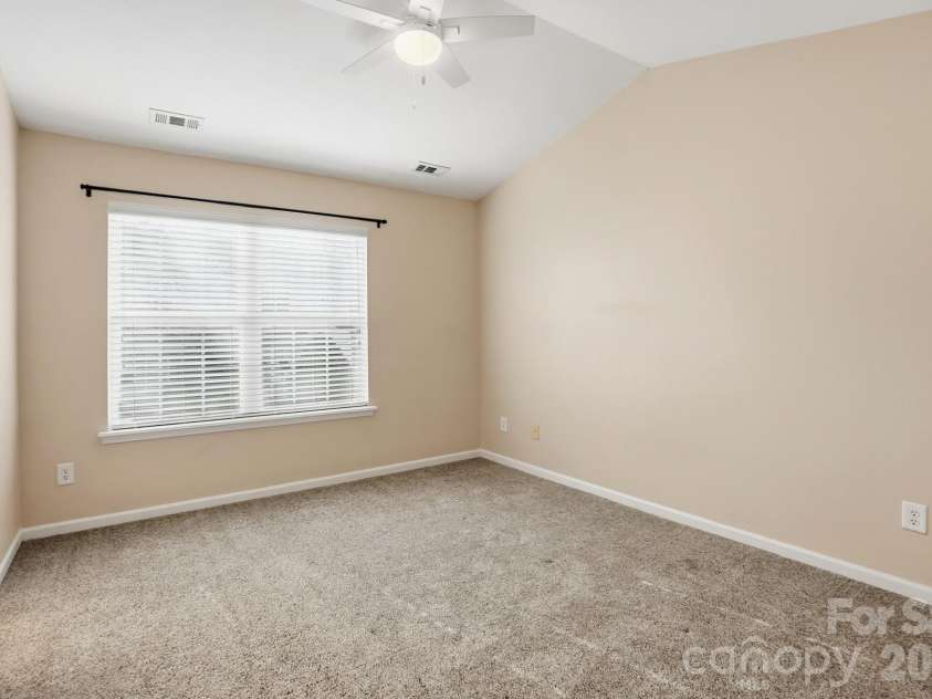 3569 Draycott Avenue, Charlotte, NC 28213.  MLS# CAR4341865, YatesRealty ID 3490. 