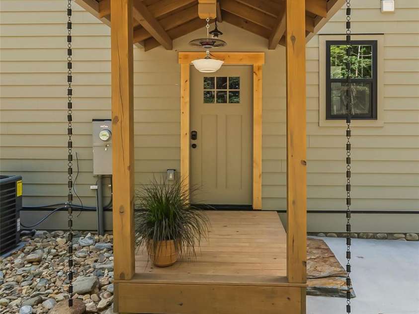 5251 Mount Olive Church Road, Morganton, NC 28655.  MLS# CAR4296522, YatesRealty ID 34901. 