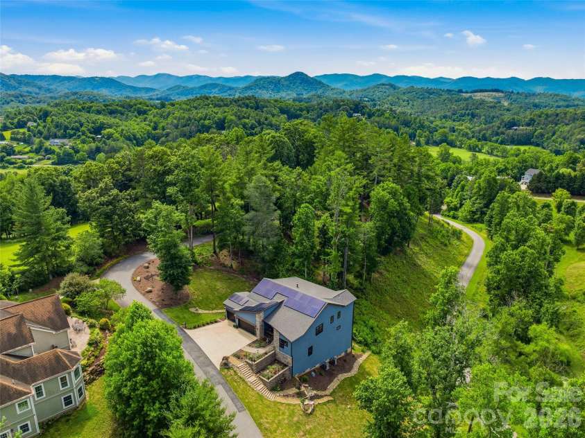 11 Timber Hill Drive, Leicester, NC 28748.  MLS# CAR4395563, YatesRealty ID 34902. Come visit 11 Timber Hill Drive.