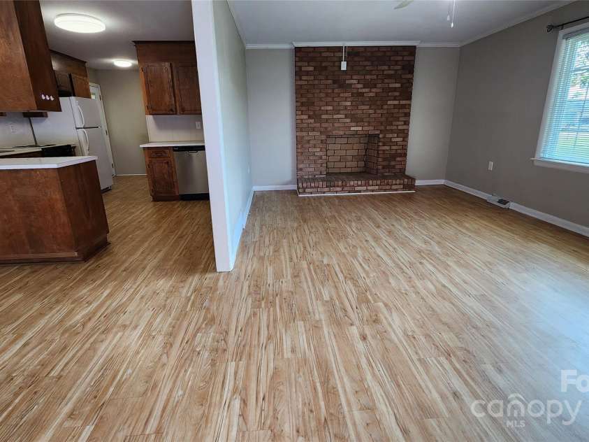 5826 St Peters Church Road, Conover, NC 28613.  MLS# CAR4296331, YatesRealty ID 34902. Kitchen, Dining, Living Room