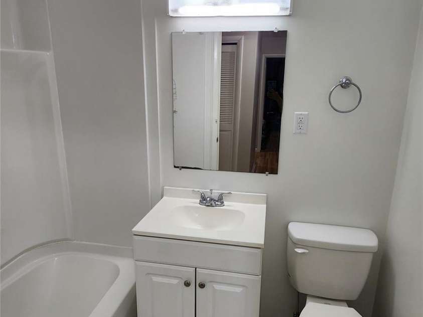 5826 St Peters Church Road, Conover, NC 28613.  MLS# CAR4296331, YatesRealty ID 34902. Main Bathroom