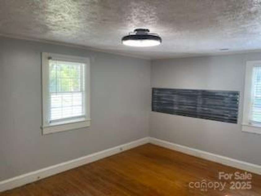 16160 Elmore Road, Laurinburg, NC 28351.  MLS# CAR4297313, YatesRealty ID 34903. 