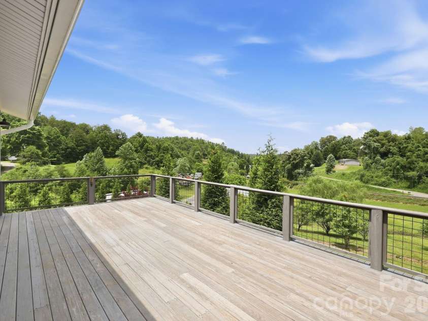41 Bell Sprinkle Road, Weaverville, NC 28787.  MLS# CAR4391644, YatesRealty ID 34903. 