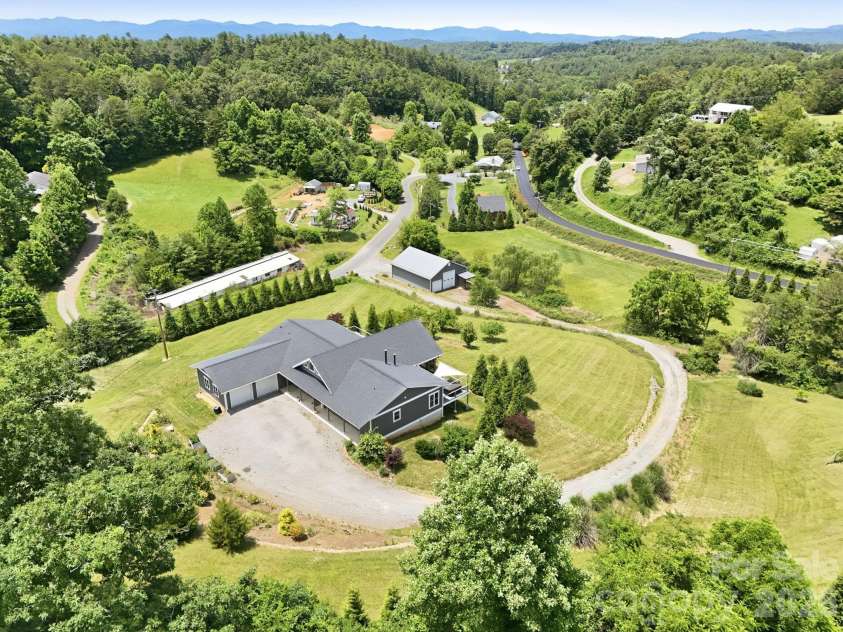 41 Bell Sprinkle Road, Weaverville, NC 28787.  MLS# CAR4391644, YatesRealty ID 34903. 