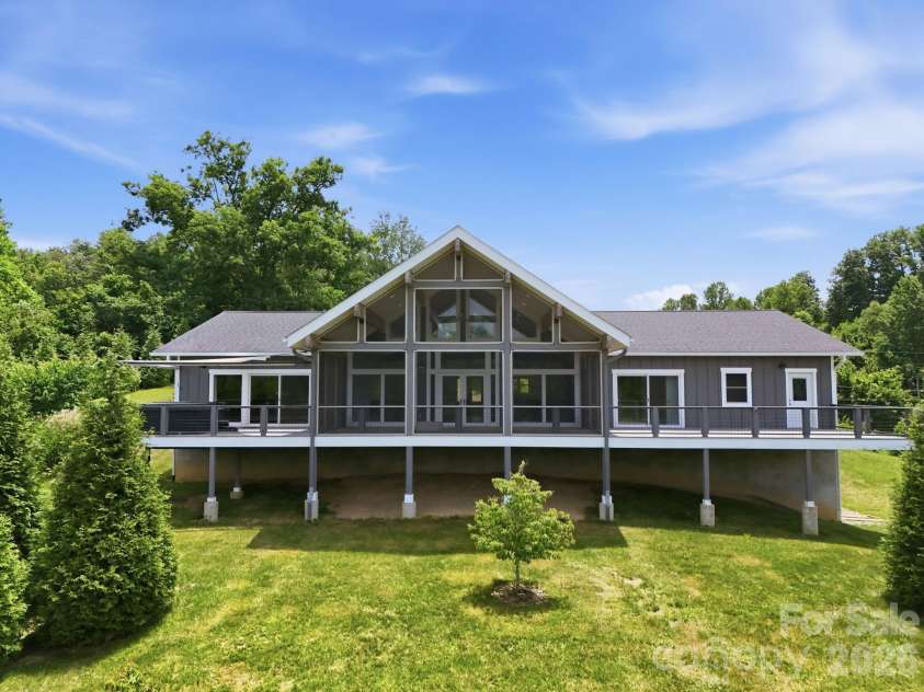 41 Bell Sprinkle Road, Weaverville, NC 28787.  MLS# CAR4391644, YatesRealty ID 34903. 