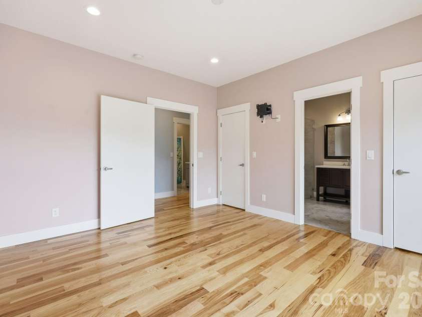 41 Bell Sprinkle Road, Weaverville, NC 28787.  MLS# CAR4391644, YatesRealty ID 34903. Bedroom 3