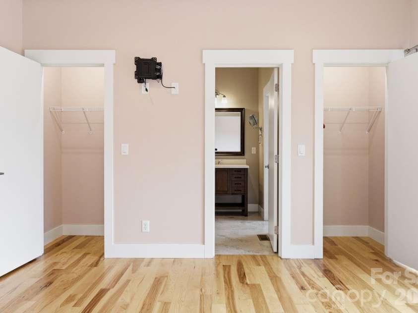 41 Bell Sprinkle Road, Weaverville, NC 28787.  MLS# CAR4391644, YatesRealty ID 34903. Bedroom 3