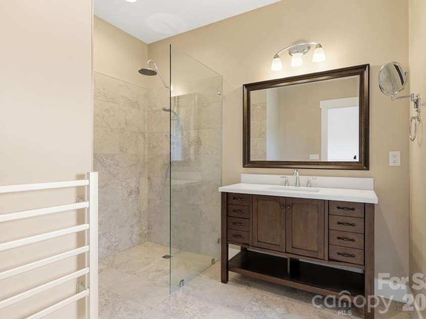 41 Bell Sprinkle Road, Weaverville, NC 28787.  MLS# CAR4391644, YatesRealty ID 34903. Full bath 3