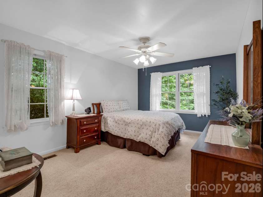 390 Mountain Laurel Drive, Columbus, NC 28722.  MLS# CAR4399139, YatesRealty ID 34904. Primary bedroom