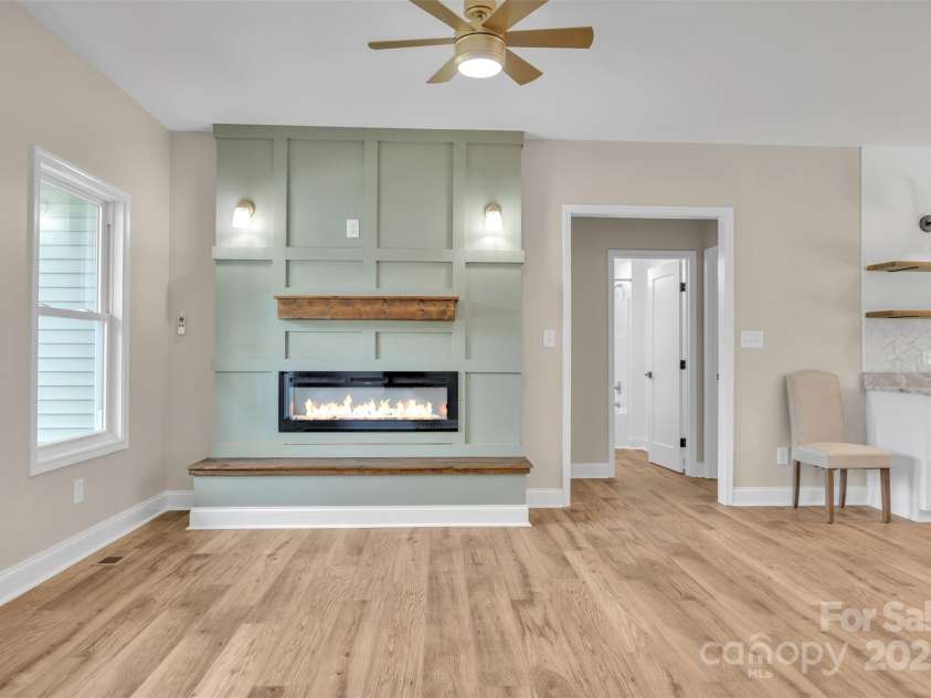 115 Peacock Hollar Road, Statesville, NC 28625.  MLS# CAR4296891, YatesRealty ID 34905. 