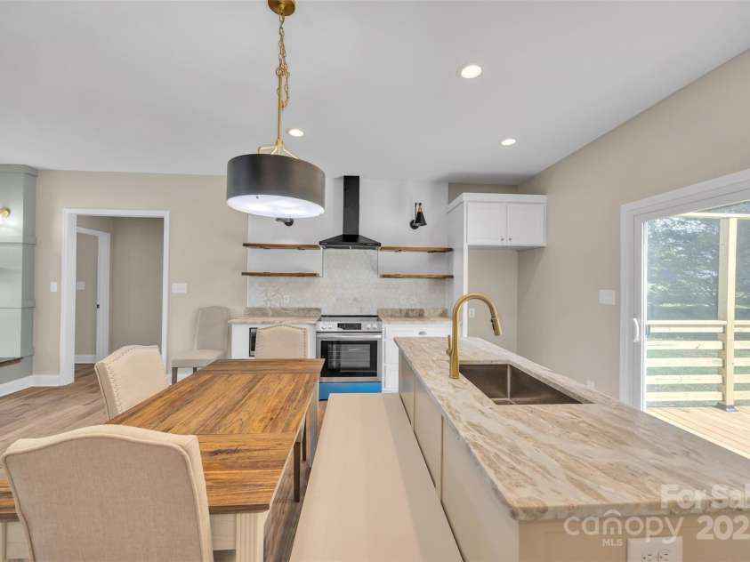 115 Peacock Hollar Road, Statesville, NC 28625.  MLS# CAR4296891, YatesRealty ID 34905. 