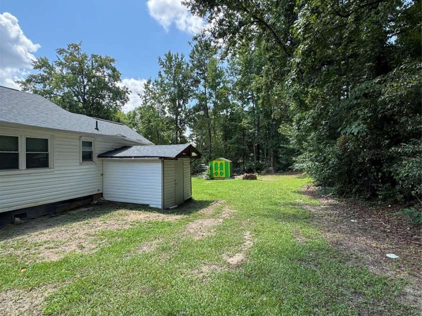 816 Skyland Drive, Kannapolis, NC 28124.  MLS# CAR4296768, YatesRealty ID 34908. 