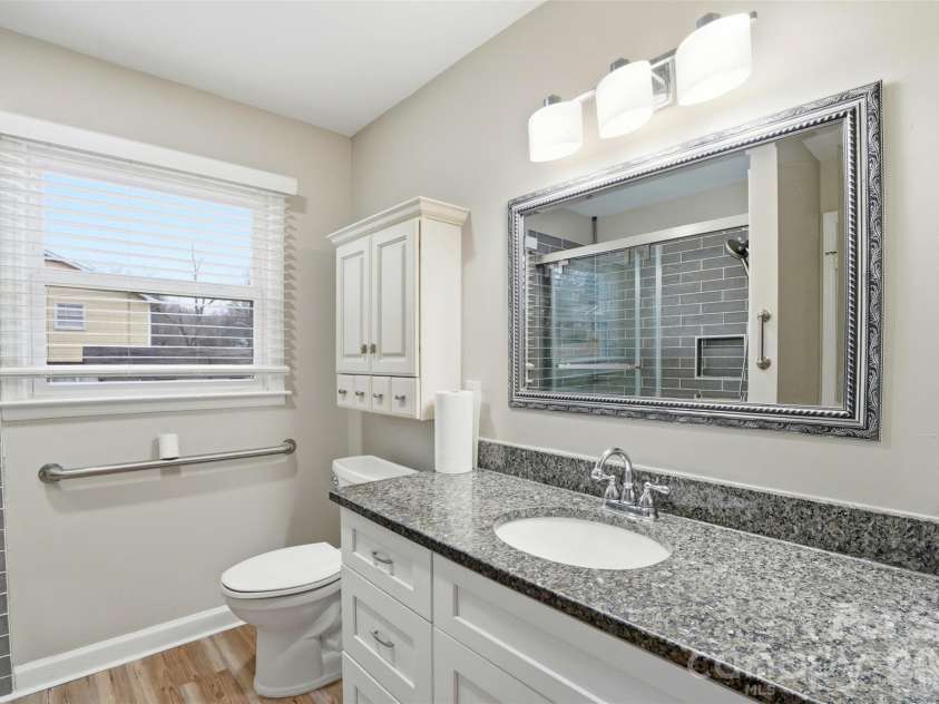 1323 Ranch Road, Charlotte, NC 28208.  MLS# CAR4323042, YatesRealty ID 3491. 