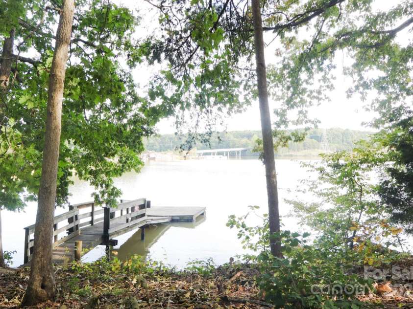 4416 Enoch Drive, Sherrills Ford, NC 28673.  MLS# CAR4189070, YatesRealty ID 3491. 