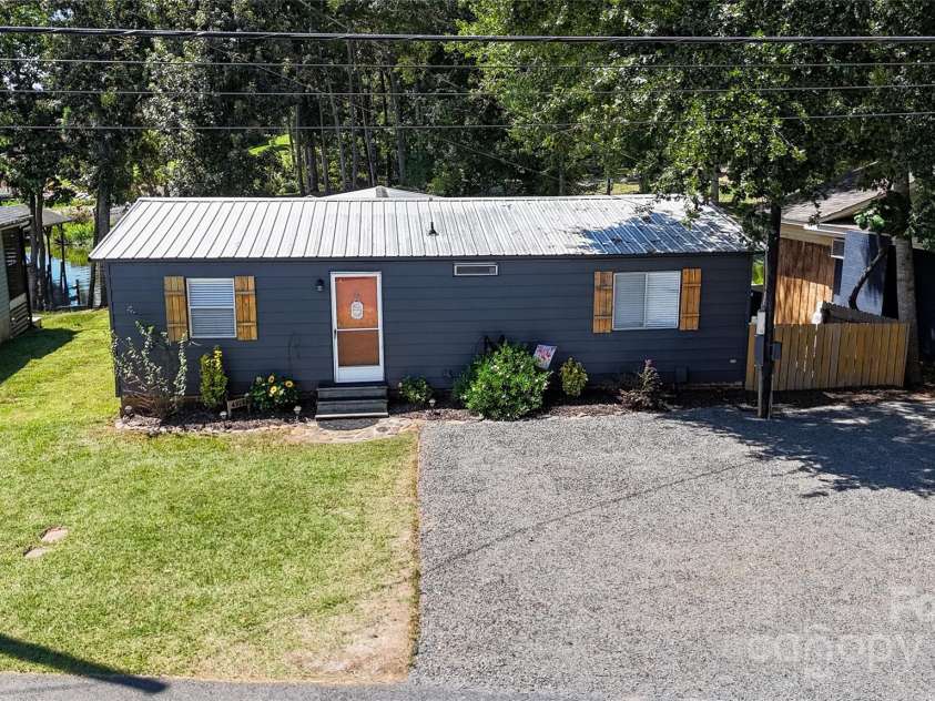49286 Swift Water Road, Albemarle, NC 28001.  MLS# CAR4296119, YatesRealty ID 34910. 