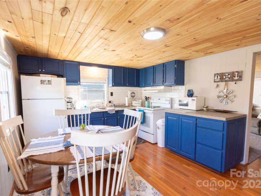 49286 Swift Water Road, Albemarle, NC 28001.  MLS# CAR4296119, YatesRealty ID 34910. 