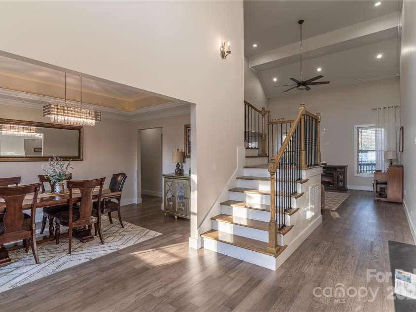 1358 37th Avenue Place, Hickory, NC 28601.  MLS# CAR4297206, YatesRealty ID 34911. 