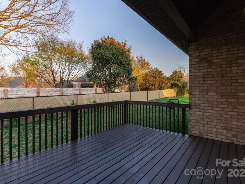 1358 37th Avenue Place, Hickory, NC 28601.  MLS# CAR4297206, YatesRealty ID 34911. 