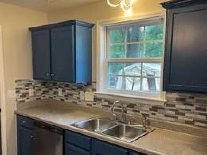 2515 Lasalle Street, Charlotte, NC 28216.  MLS# CAR4394770, YatesRealty ID 34914. 