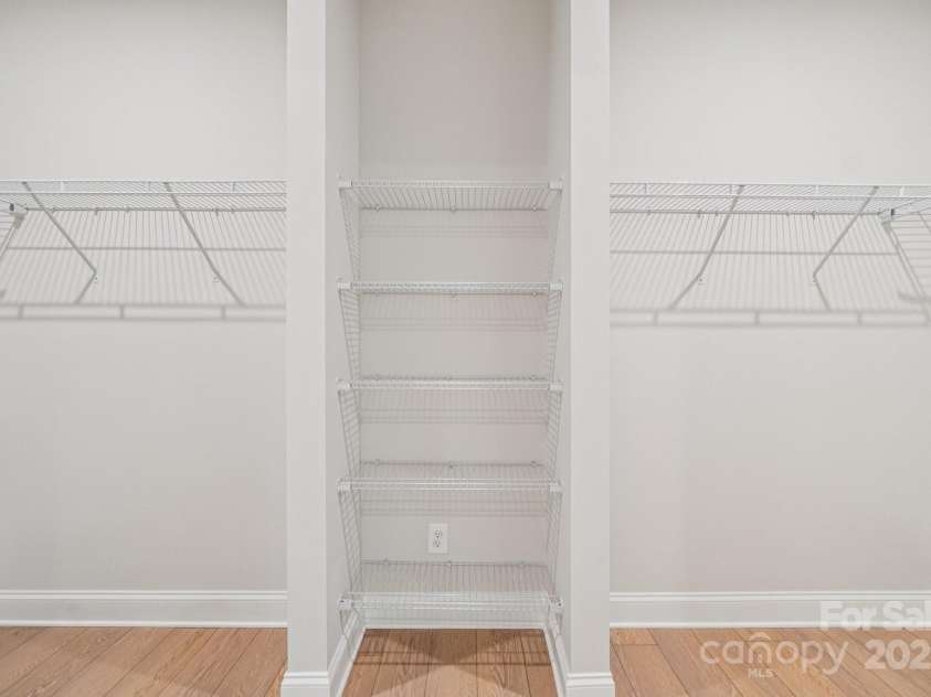 13222 Cozy Court, Charlotte, NC 28215.  MLS# CAR4296826, YatesRealty ID 34915. 