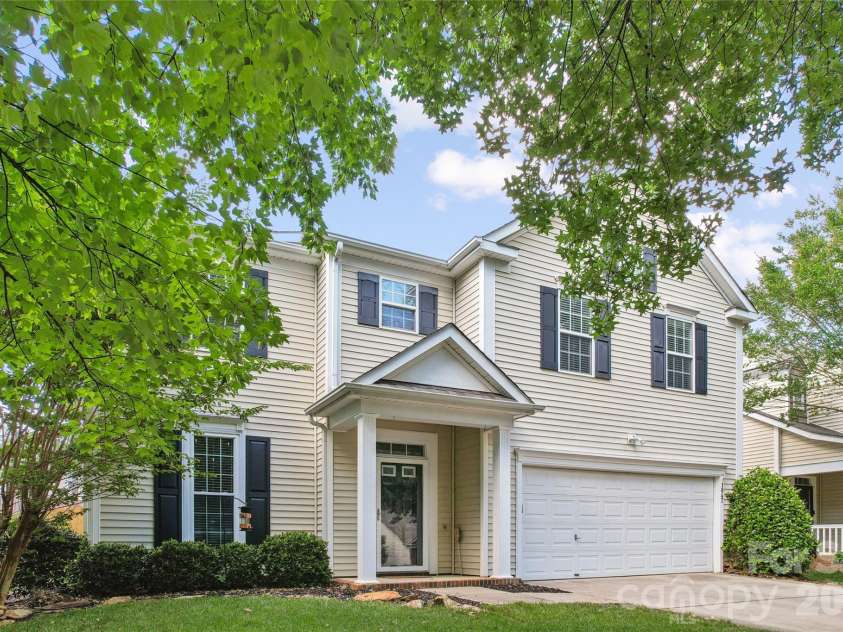 1847 Wilburn Park Lane, Charlotte, NC 28269.  MLS# CAR4399343, YatesRealty ID 34915. 