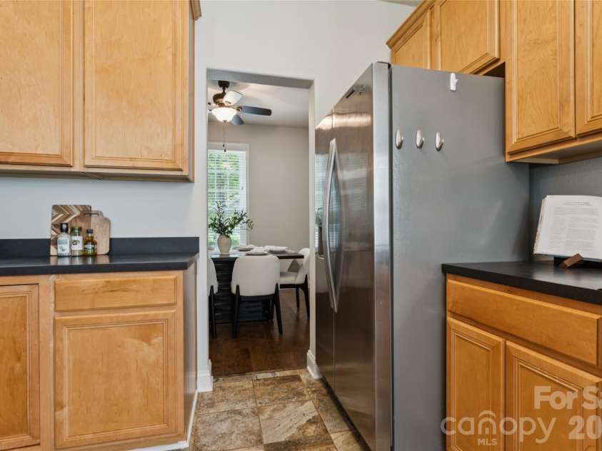 1847 Wilburn Park Lane, Charlotte, NC 28269.  MLS# CAR4399343, YatesRealty ID 34915. 