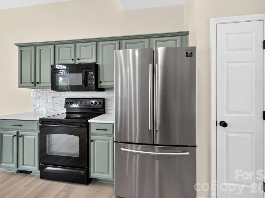 104 Pine Lake Drive, Monroe, NC 28110.  MLS# CAR4397267, YatesRealty ID 34918. 