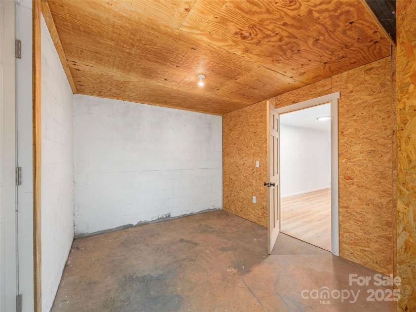 1412 Dutch Cove Road, Canton, NC 28716.  MLS# CAR4296541, YatesRealty ID 34918. 