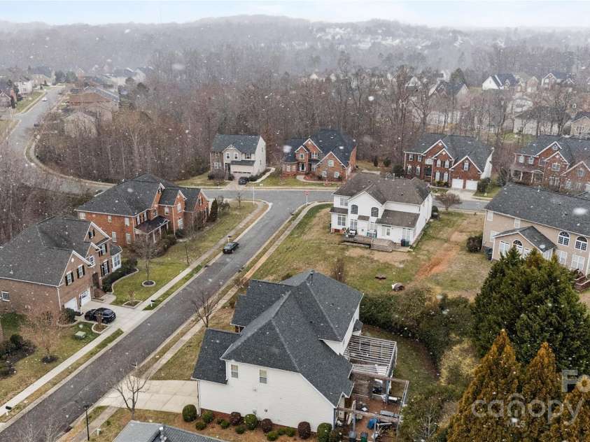 13132 Purple Dawn Drive, Charlotte, NC 28213.  MLS# CAR4224814, YatesRealty ID 3492. 